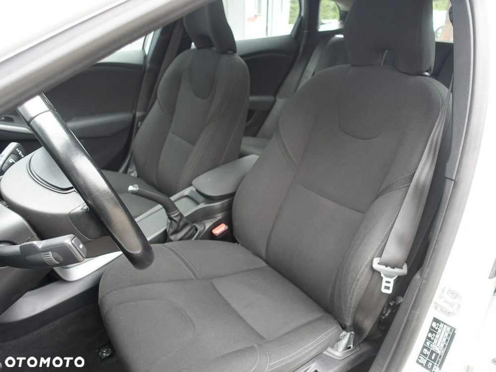 Volvo V40 T2 Kinetic - 10