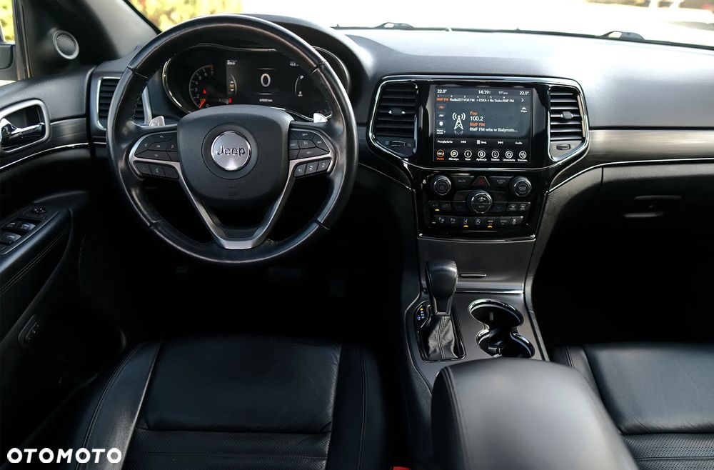 Jeep Grand Cherokee - 19