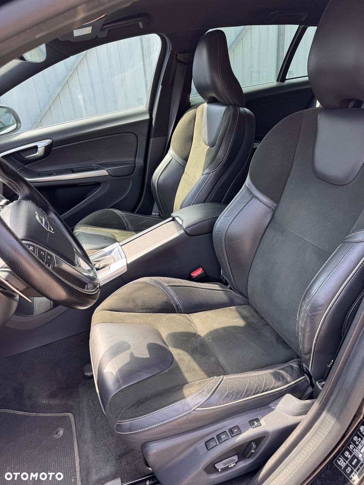 Volvo V60 D4 Geartronic RDesign - 12
