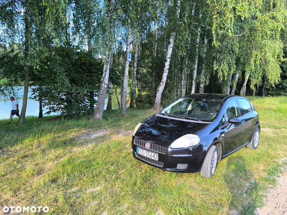 Fiat Grande Punto Actual 1.4 8V Estiva Blue&Me - 8