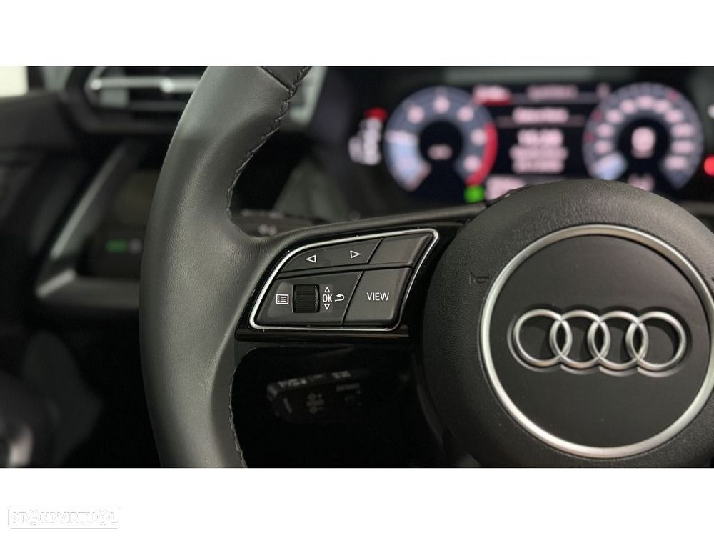 Audi A3 Sportback 30 TDI S line - 16