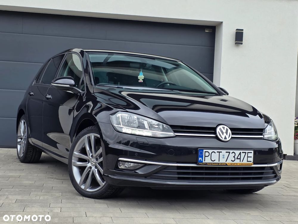 Volkswagen Golf - 2