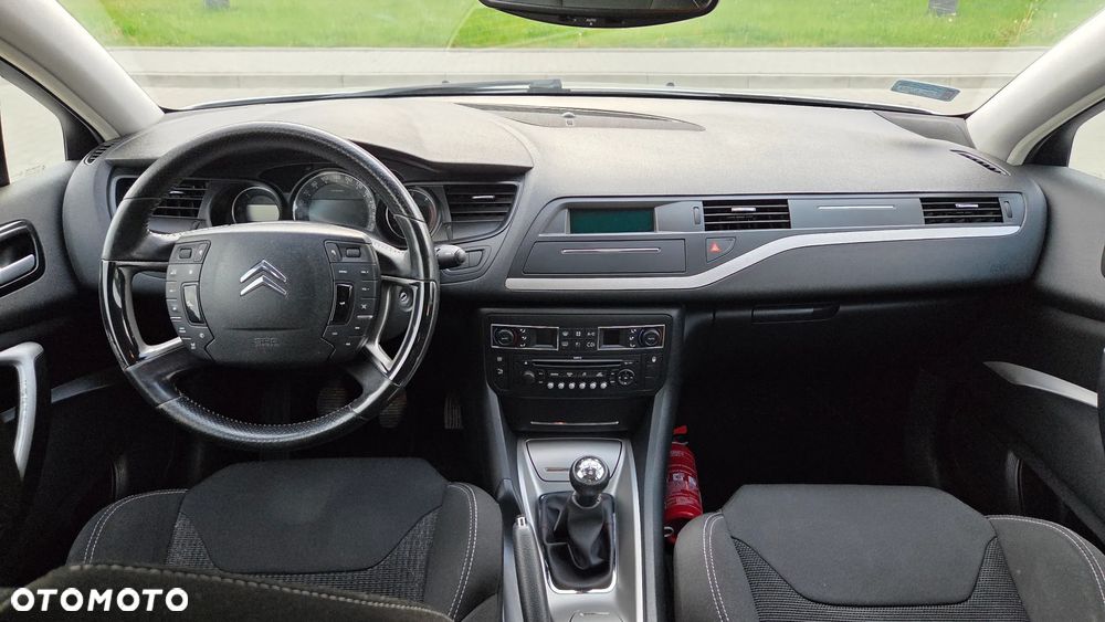 Citroën C5 1.6 HDi Attraction - 8