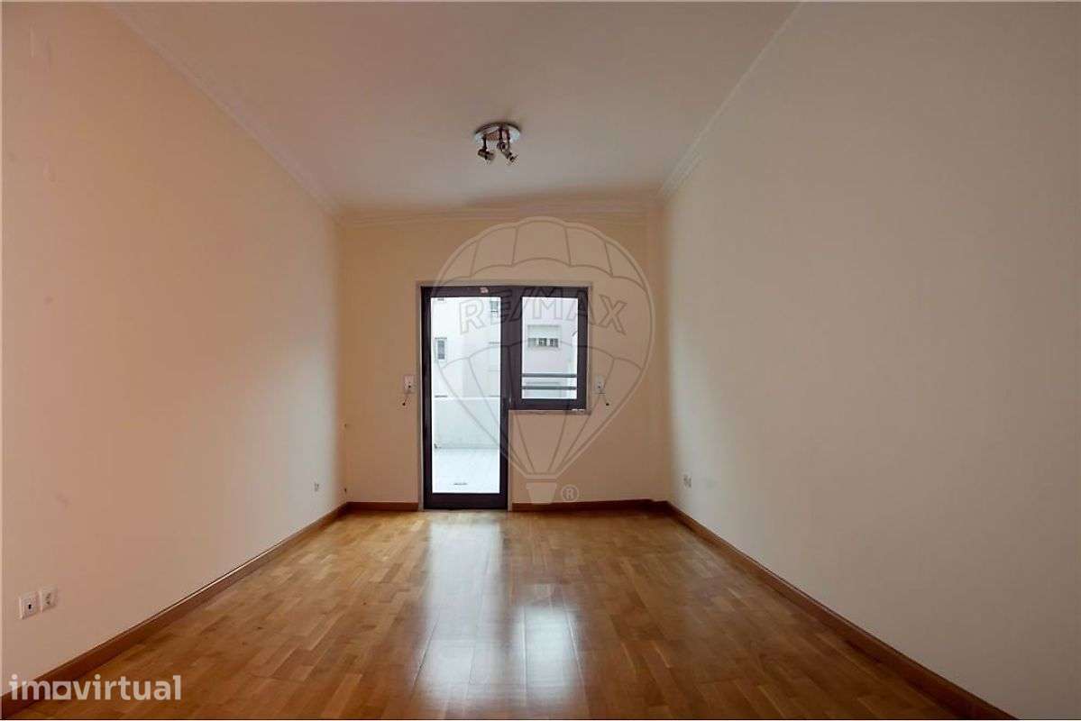 Apartamento T1 para arrendamento - Grande imagem: 3/14