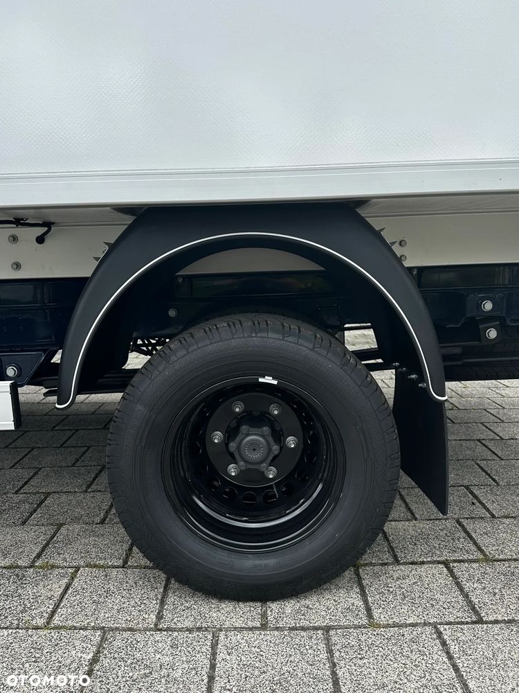 Mercedes-Benz Sprinter - 39