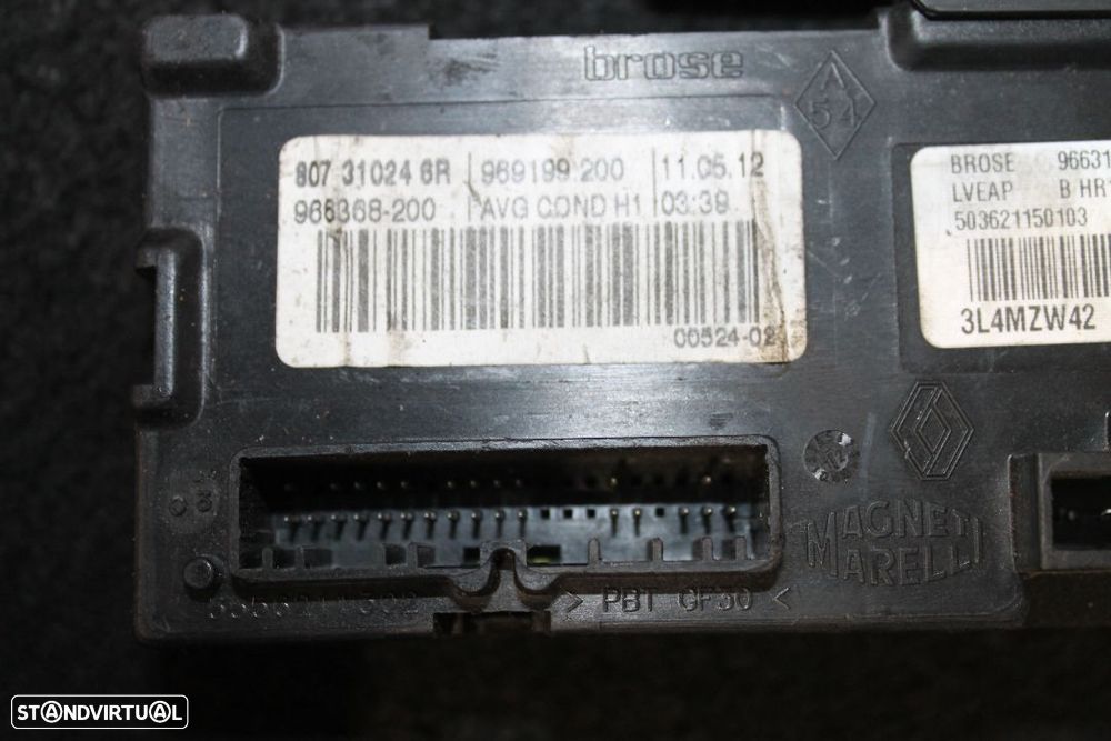 Motor Elevador Vidro Renault Megane III de 2013 - 4