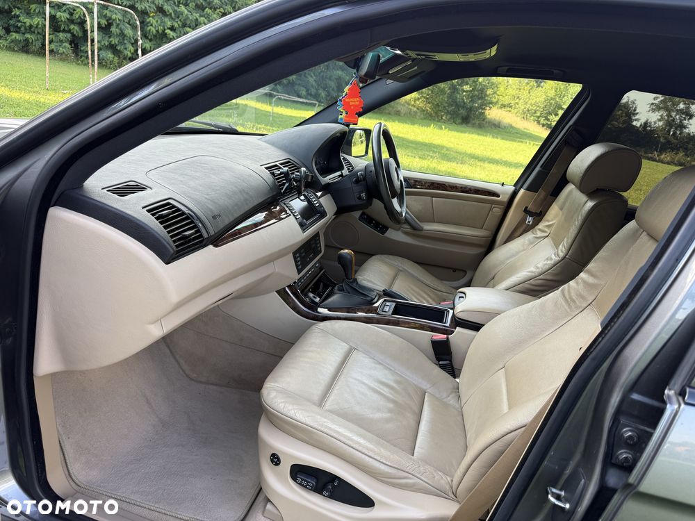 BMW X5 - 6