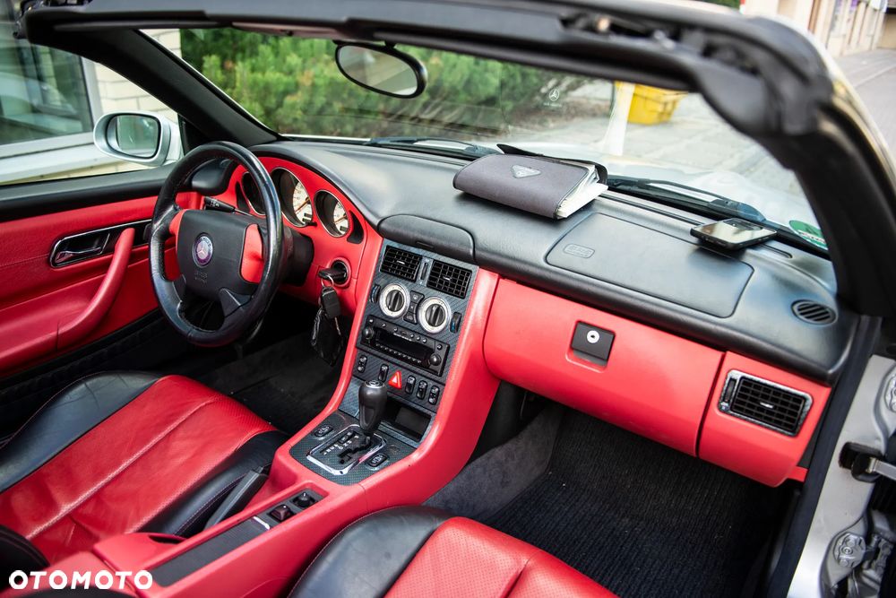 Mercedes-Benz SLK - 32
