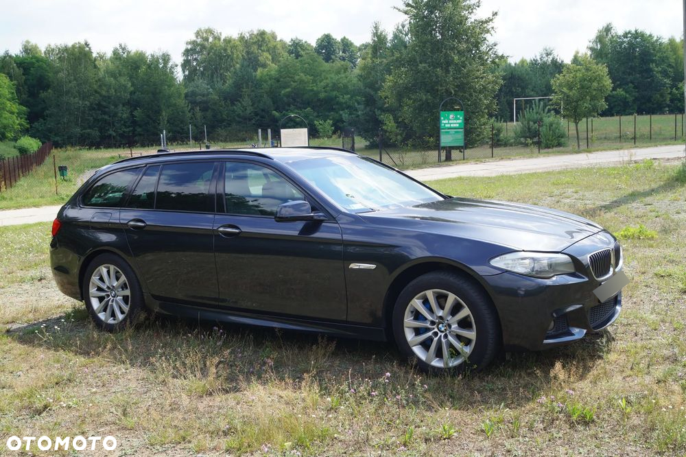 BMW Seria 5 525d xDrive - 3