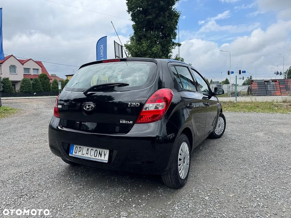 Hyundai i20 - 12