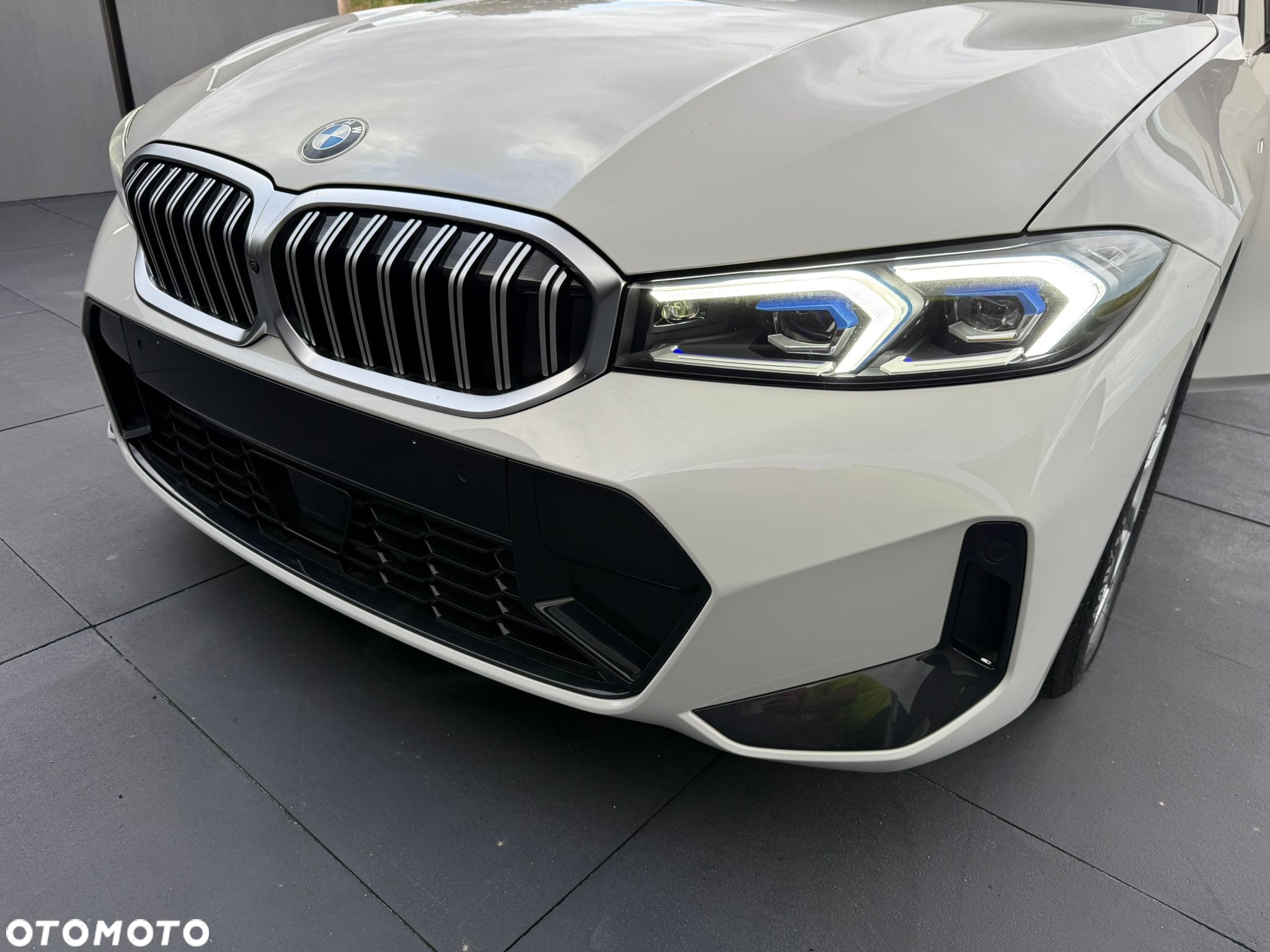 BMW Seria 3 320d Touring M Sport - 8