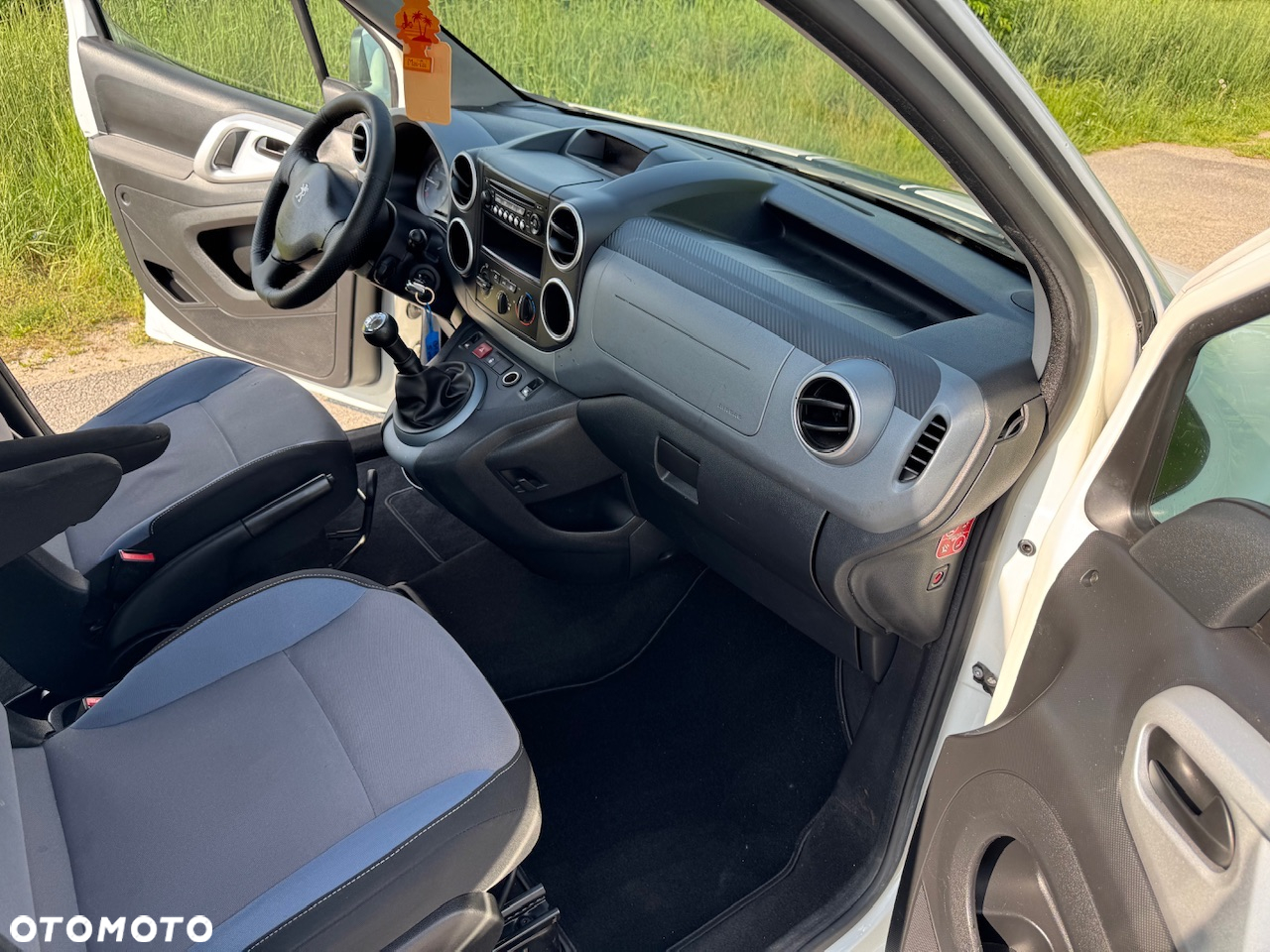 Peugeot Partner 1.6 HDi Active - 10