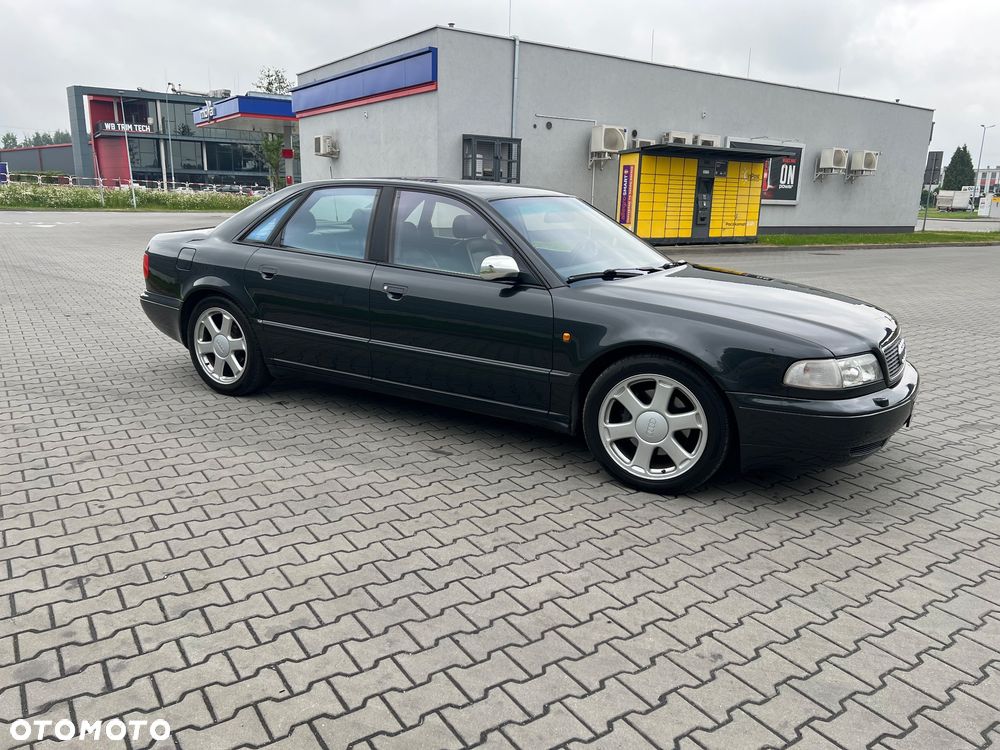Audi S8 - 7