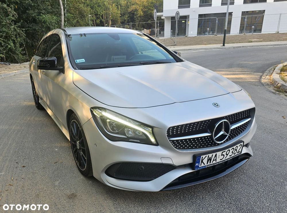 Mercedes-Benz CLA 220 4-Matic AMG Line - 30