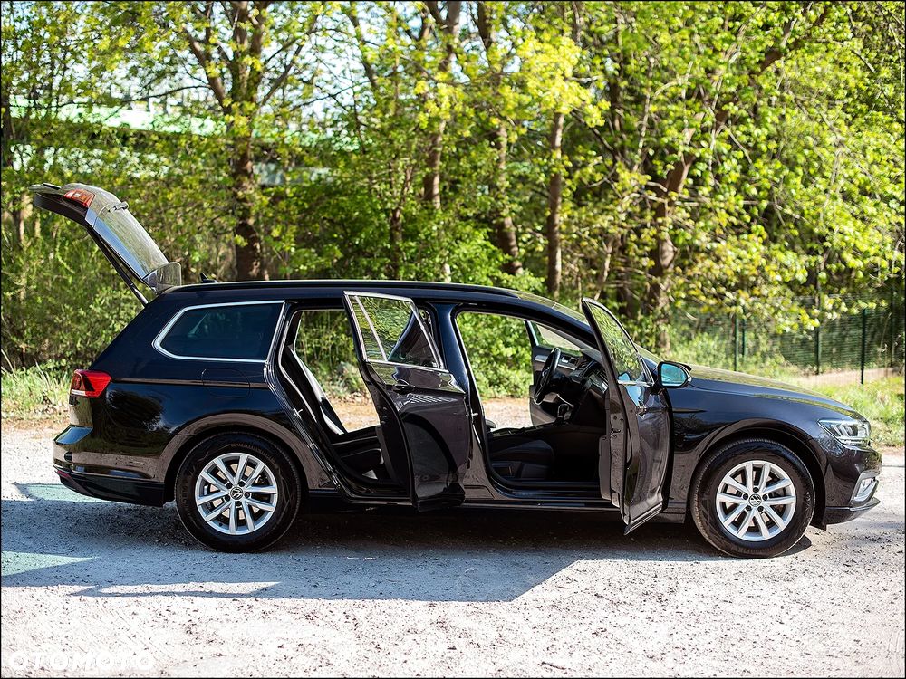 Volkswagen Passat - 13