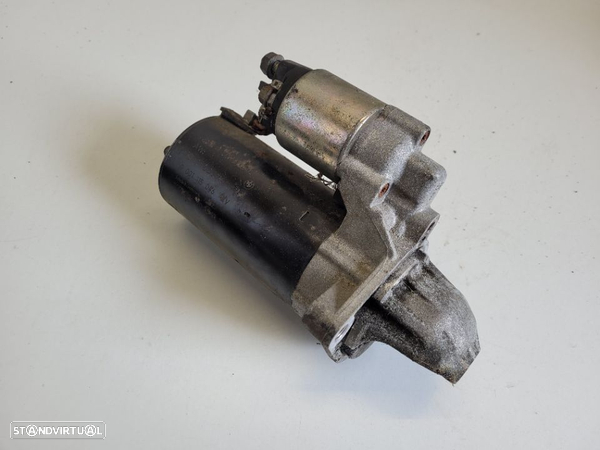 Motor de arranque BMW SERIE 1 3 5 X3 X5 X6 2.0 3.0 REF: 7796892