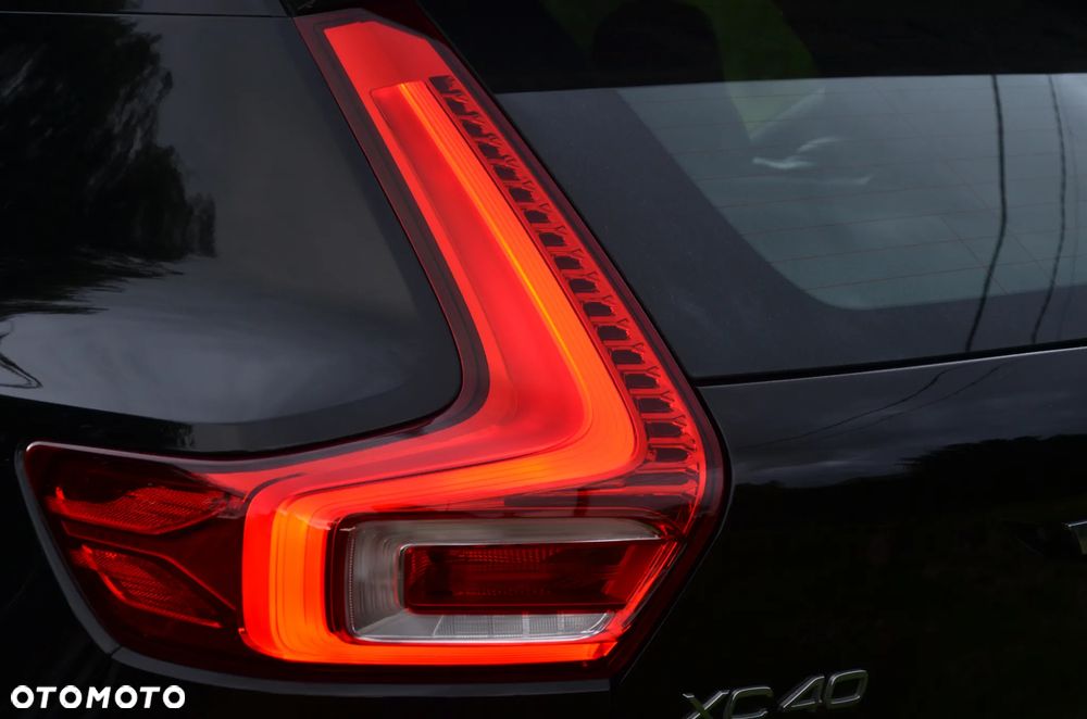 Volvo XC 40 T3 Momentum - 14
