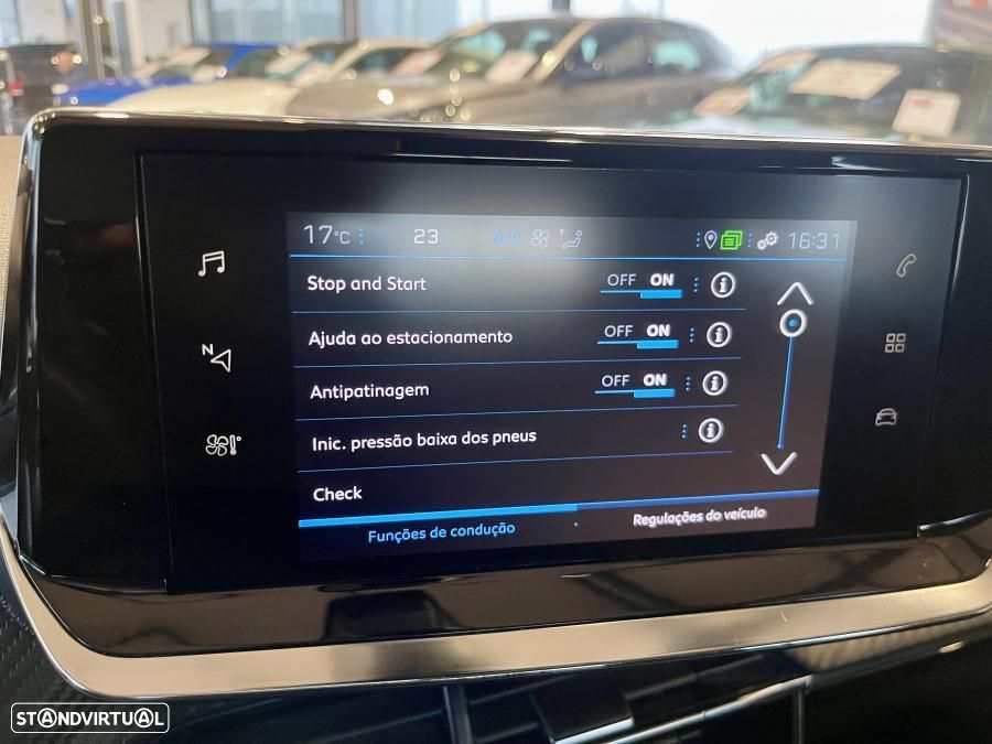 Peugeot 2008 1.2 PureTech Active Pack - 18