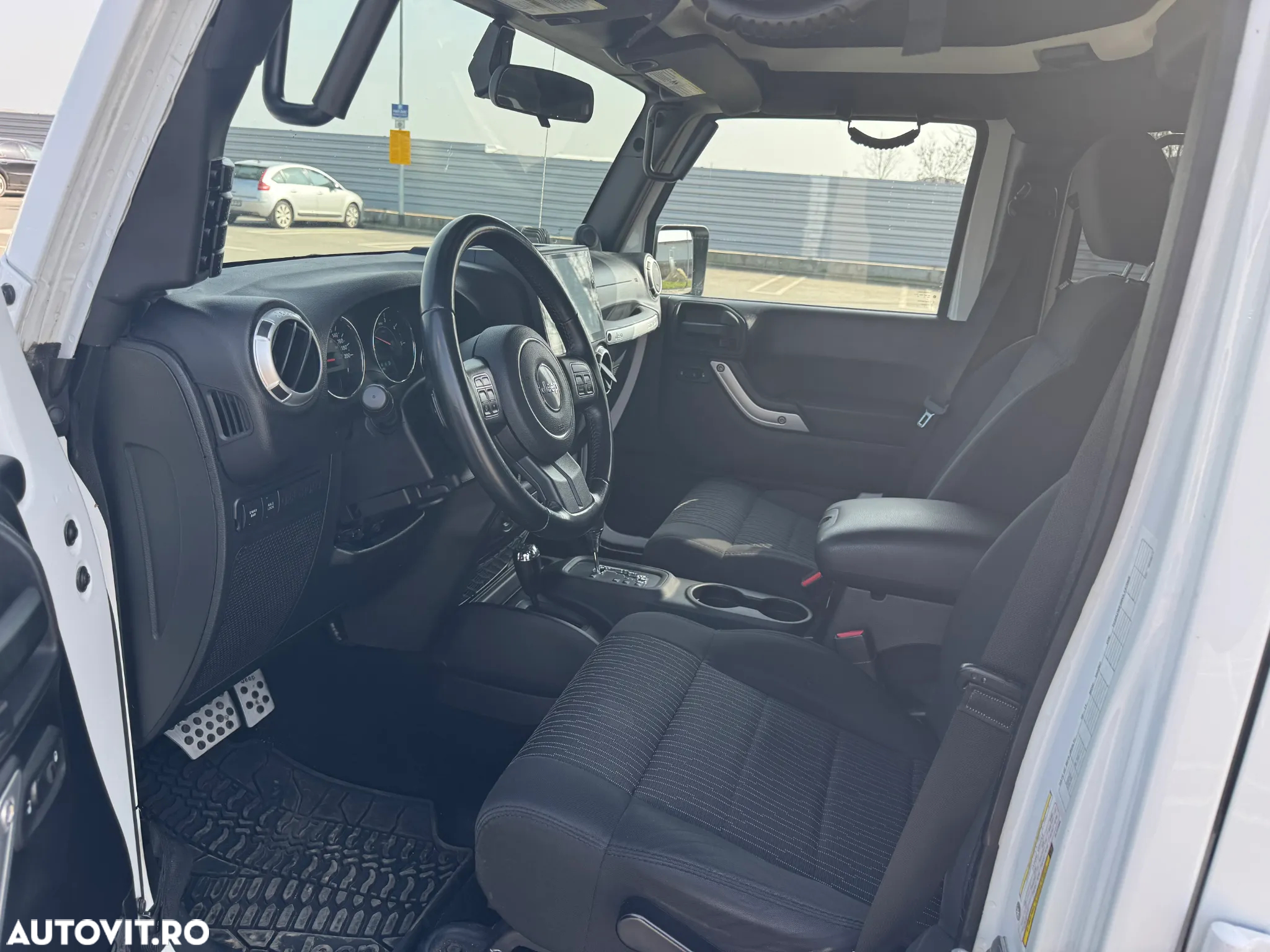 Jeep Wrangler Unlimited 2.8 CRD AT Rubicon - 9