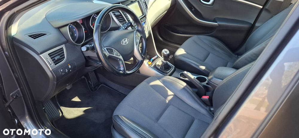 Hyundai i30 1.6 CRDI Intro Edition - 13