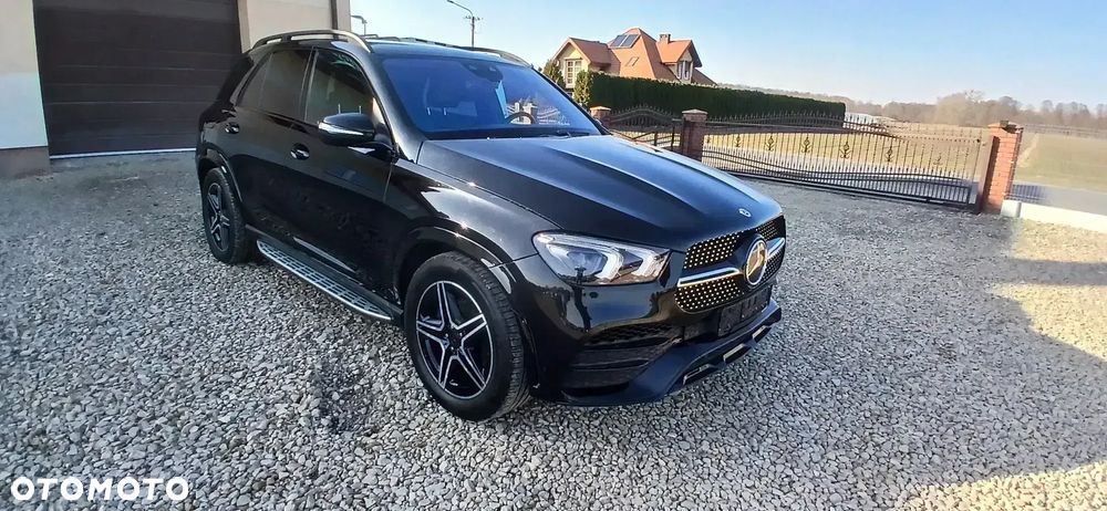 Mercedes-Benz GLE - 1