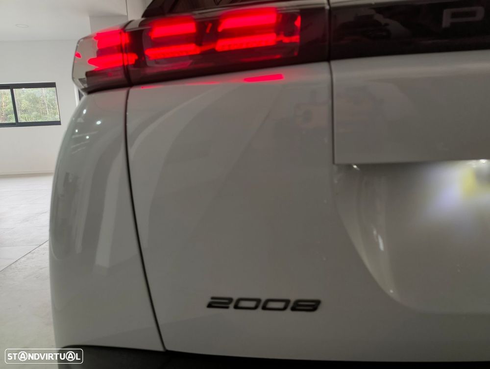 Peugeot 2008 PureTech 100 Allure - 11