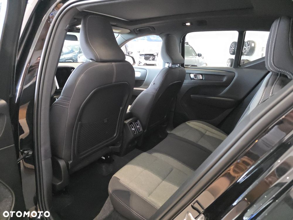 Volvo XC 40 - 9