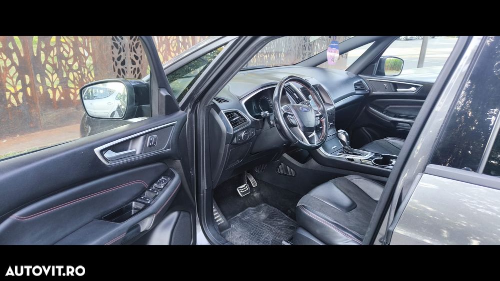 Ford S-Max - 8