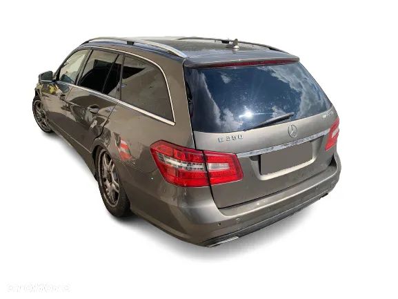 Wszystkie Części do Mercedes S212 / E212 Kombi E350 (642.852) | Kolor 953 - 4