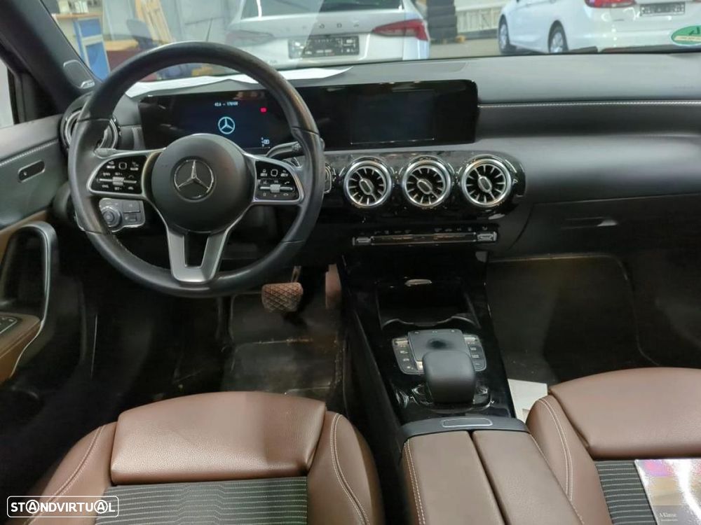 Mercedes-Benz A 220 d 8G-DCT Progressive - 6