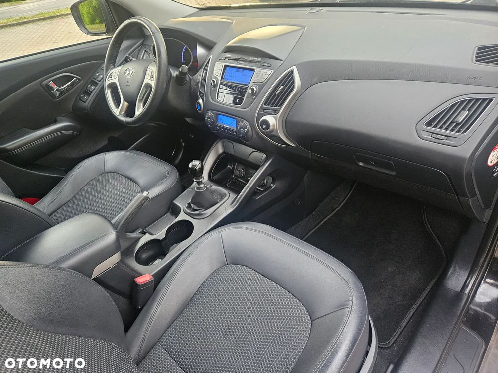 Hyundai ix35 1.6 2WD blue Comfort - 13