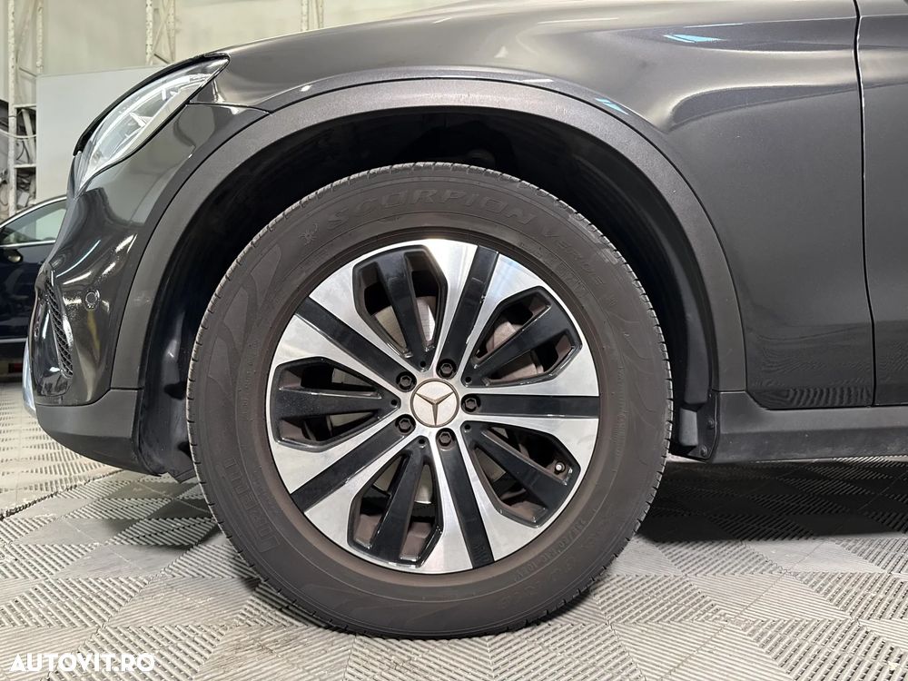 Mercedes-Benz GLC Coupe 200 4MATIC MHEV - 14