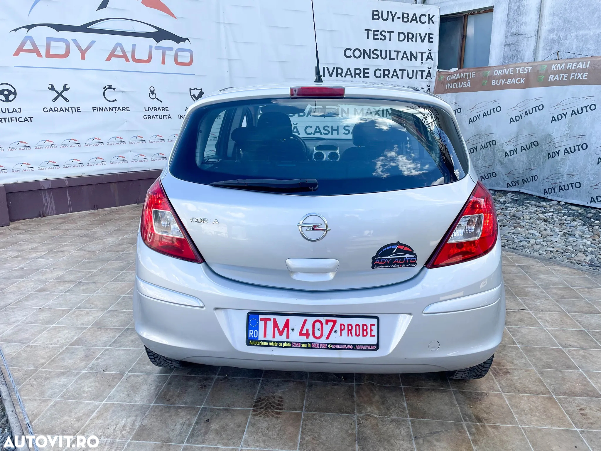 Opel Corsa 1.2 Essentia - 17