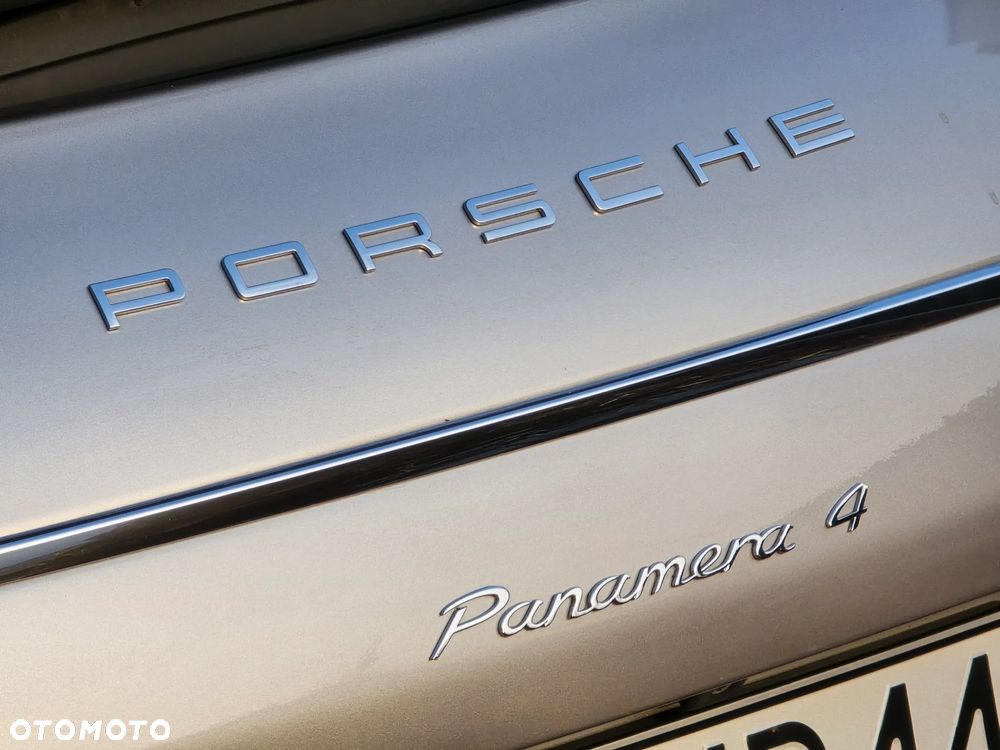 Porsche Panamera 4 PDK Edition - 23