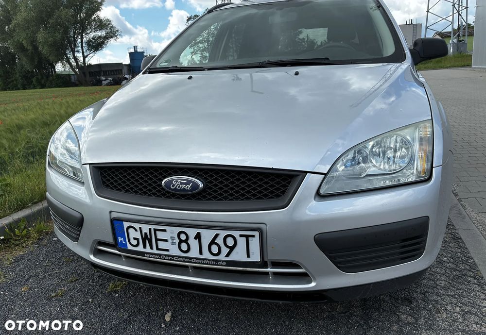 Ford Focus 1.6 Ambiente - 3
