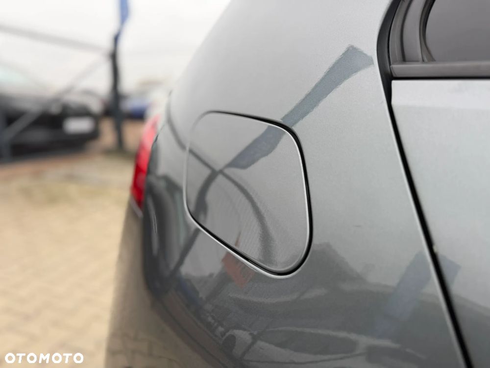 Volkswagen Golf 1.4 TSI BMT Highline - 18