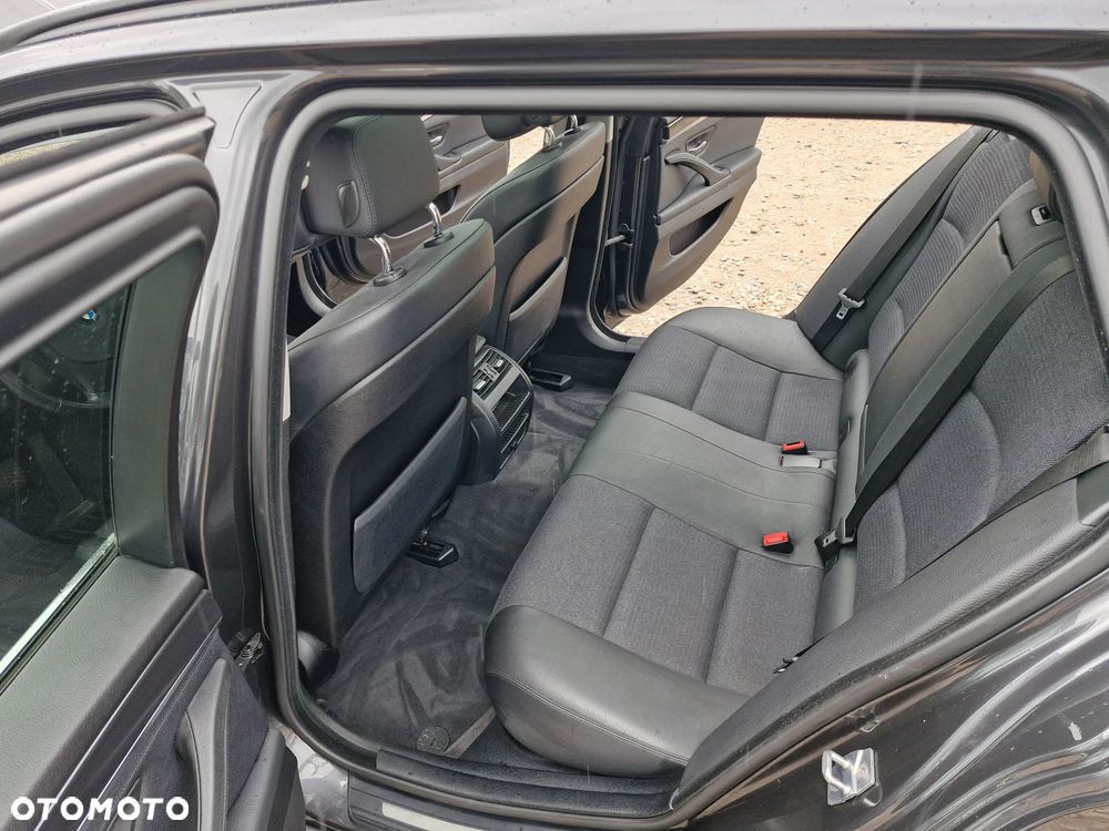 BMW Seria 5 520d - 16