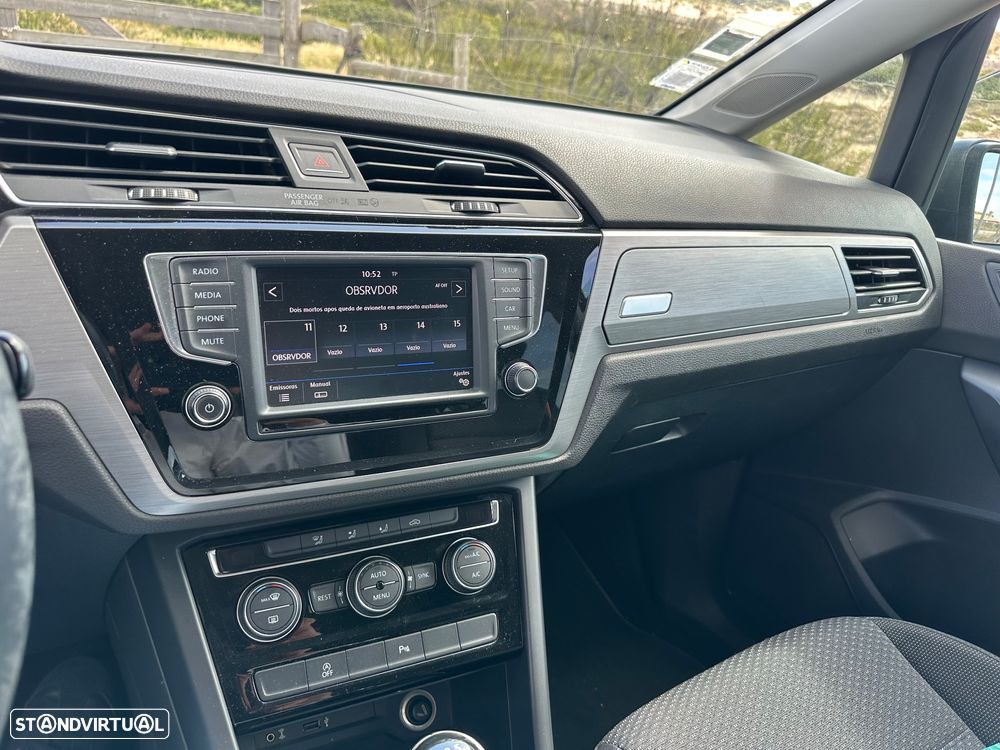 VW Touran 1.6 TDI Confortline - 4