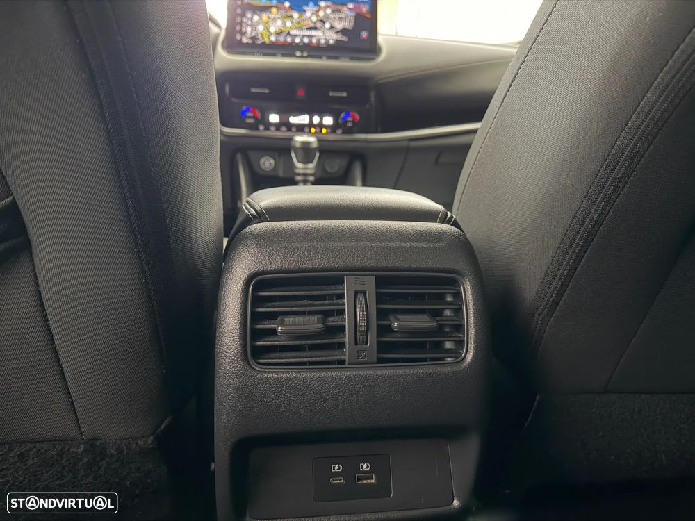 Nissan Qashqai 1.3 DIG-T N-Connecta LED - 20