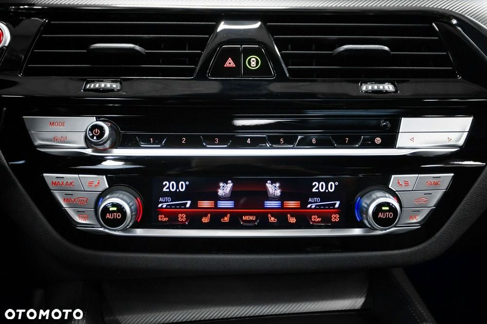 BMW M5 Competition - 31