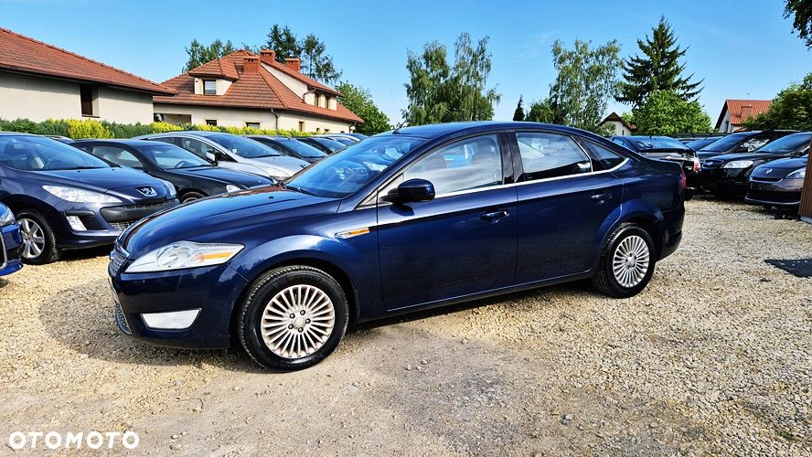 Ford Mondeo 2.0 Ghia X100 / X - 30