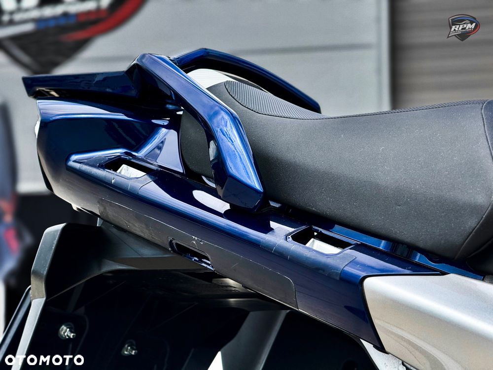 Yamaha FJR - 13