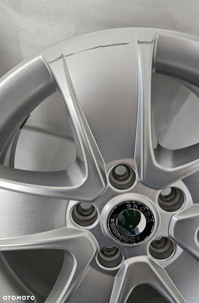 FELGI SKODA OCTAVIA II 1Z0 SUPERB II YETI 6,5x16 16 ET50 5X112 - 9