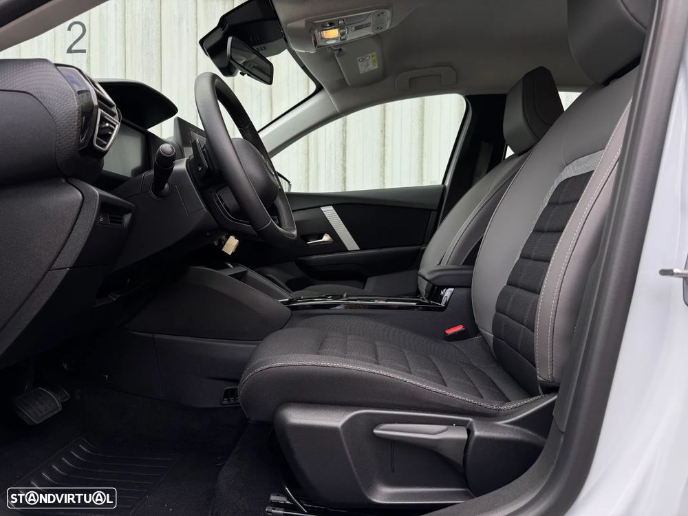 Citroën C4 1.2 Hybrid Plus e-DSC6 - 30