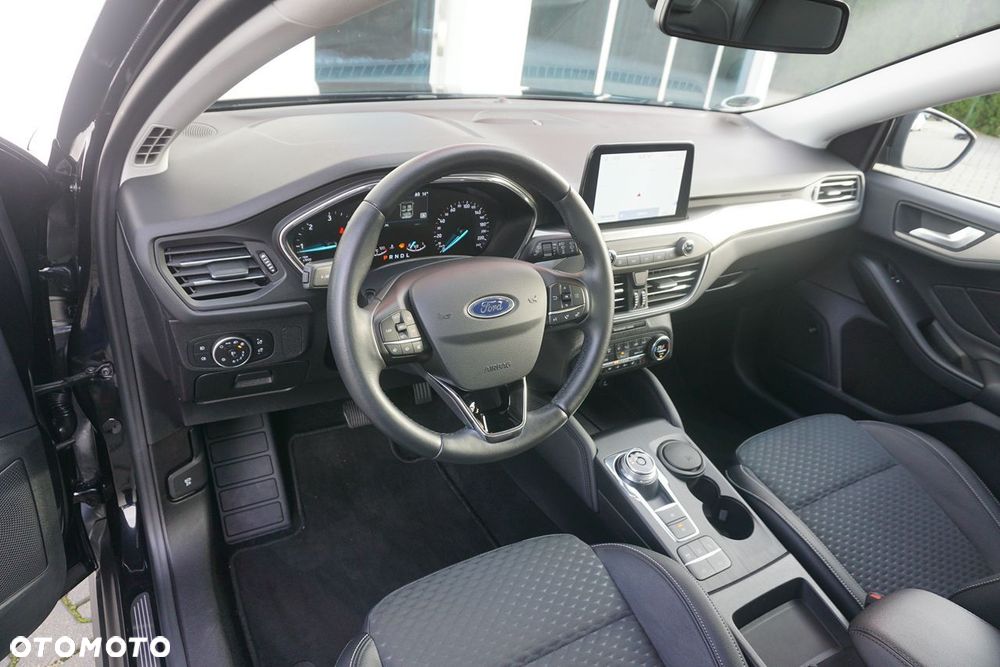 Ford Focus 1.5 EcoBlue Start-Stopp-System TITANIUM - 5