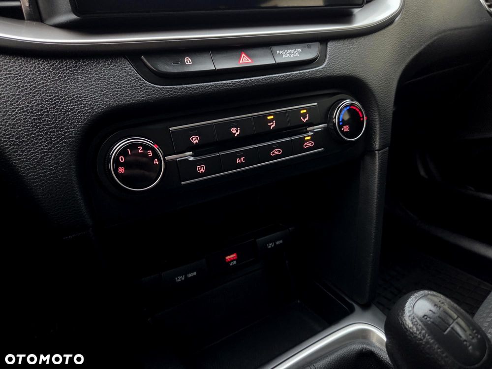 Kia Ceed 1.0 T-GDI M - 13