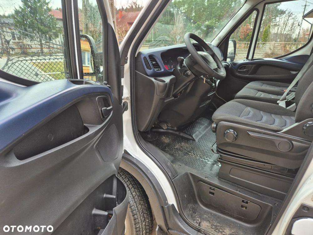 Iveco DAILY 50C18 180KM L3H2 HIMATIC KLIMA BLIZNIAK WARSZTAT - 17