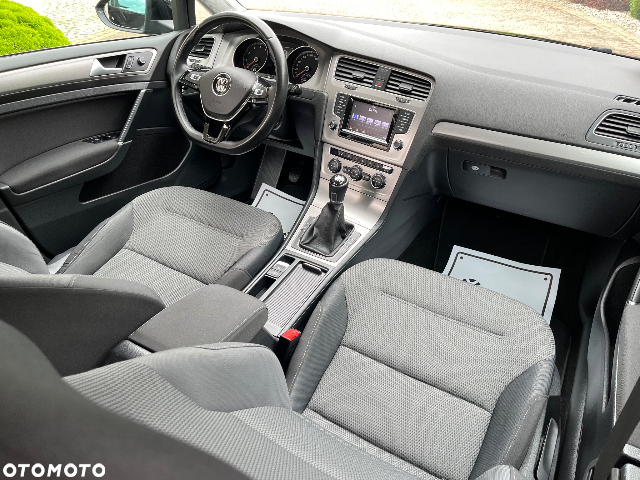 Volkswagen Golf 1.2 TSI BlueMotion Technology Comfortline - 22