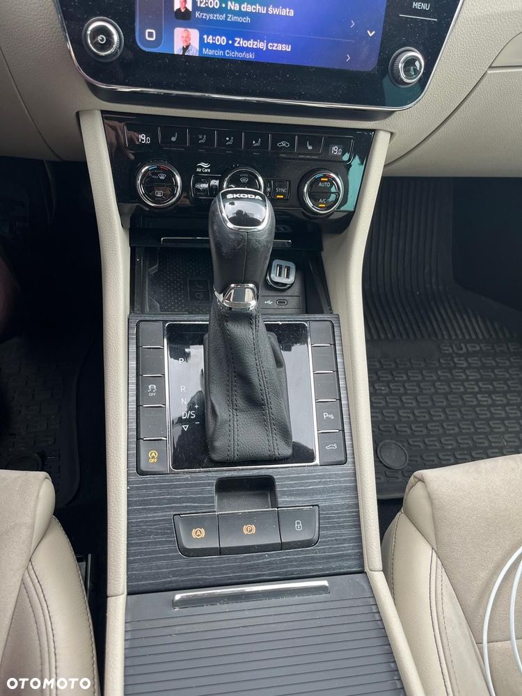Skoda Superb 2.0 TDI SCR Style DSG - 13
