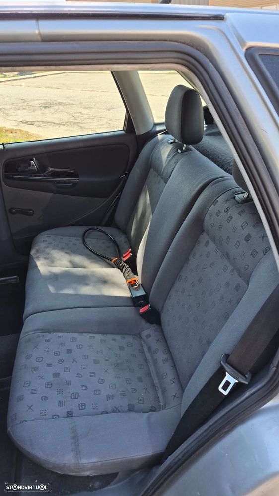 SEAT Ibiza 1.0 Passion - 5